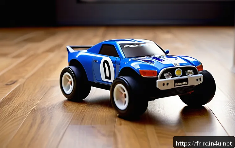 RC카 초소형 모델 리뷰 - A compact mini RC car racing indoors on a smooth wooden floor, held in the palm of a hand to emphasi...